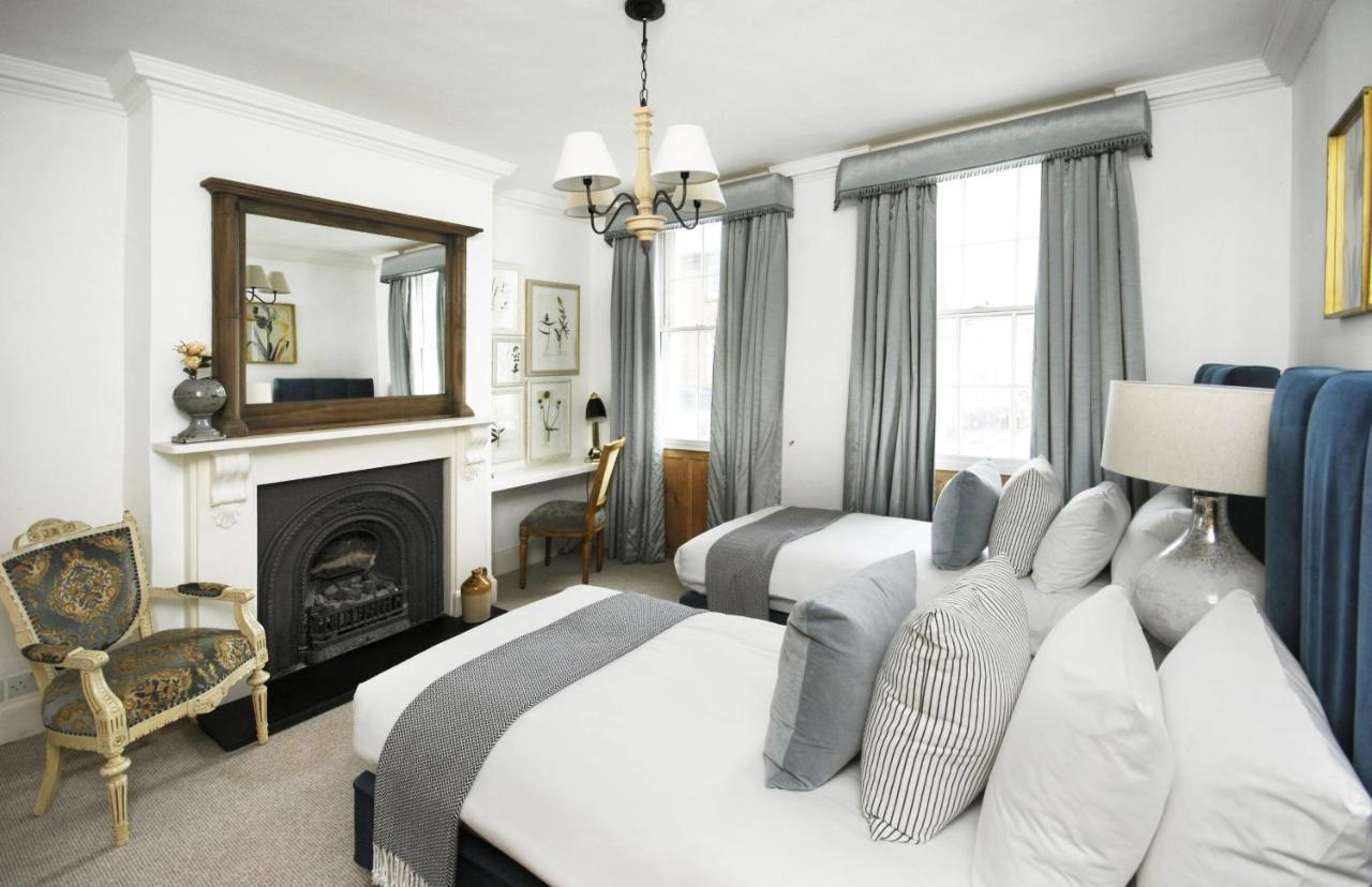 فيلا Dolls House - Luxury Townhouse *Sleeps 10* هنلي أون ثيمز المظهر الخارجي الصورة
